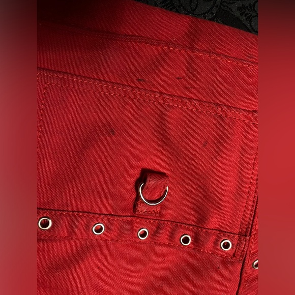 (SOLD) RARE 1990s Tripp NYC Red Grommet Messenger Bag - Picture 5 of 6